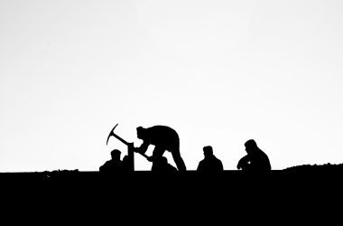 javad-esmaeili-5joETpoQwag-unsplash